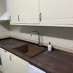 Avellaneda 펜션 Navahondilla
